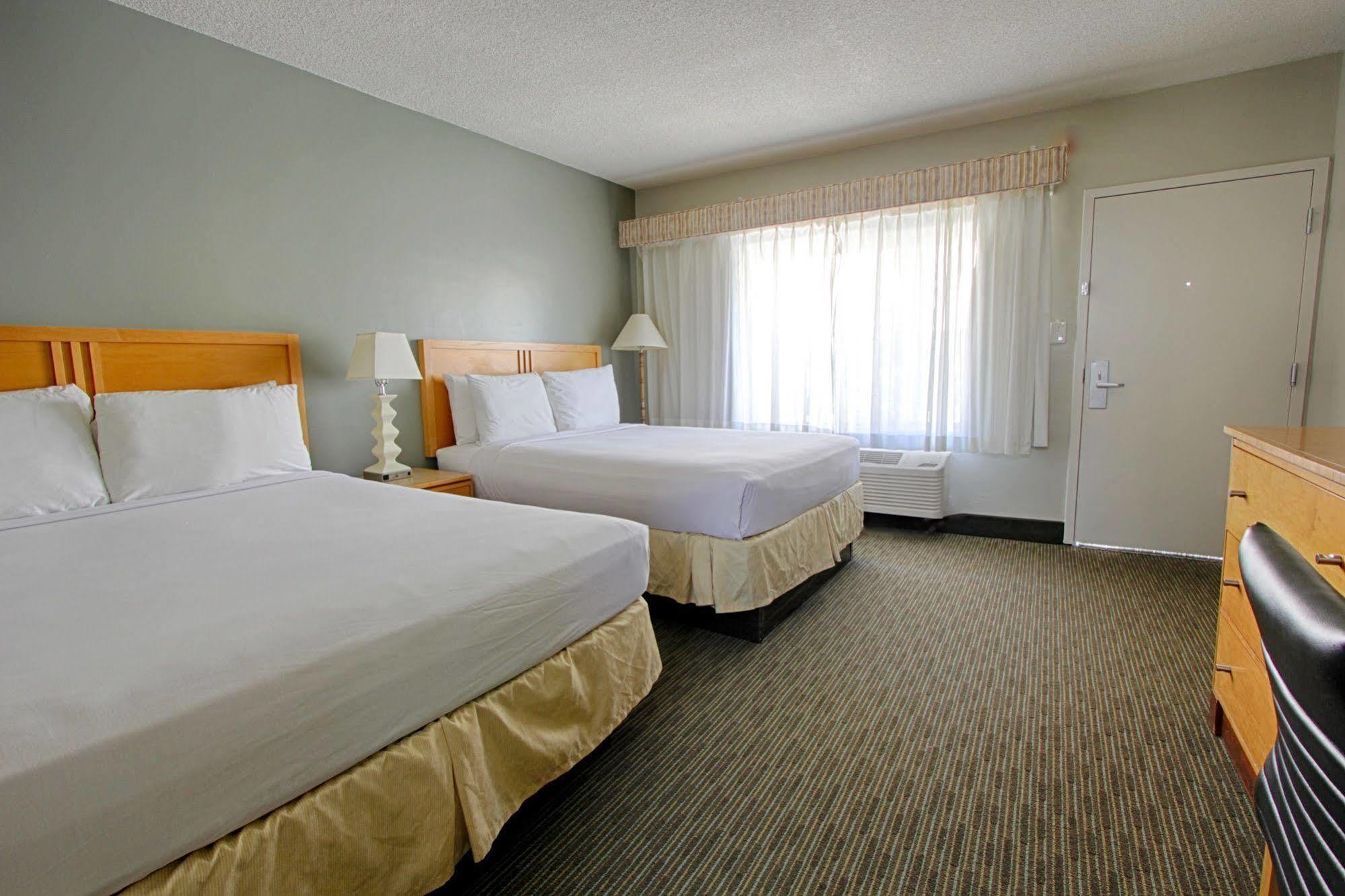 The Sojourn Angeles - Sherman Oaks 2* Los Ángeles